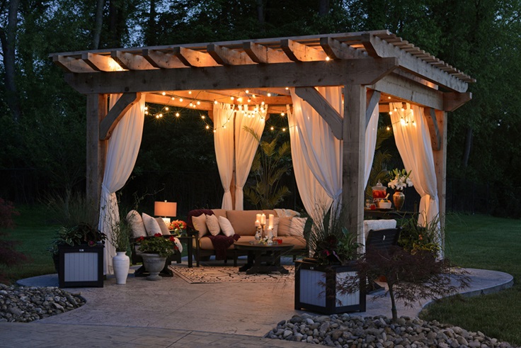 A Simple Guide to DIY Building Your Backyard Patio - Beauty and the Mist